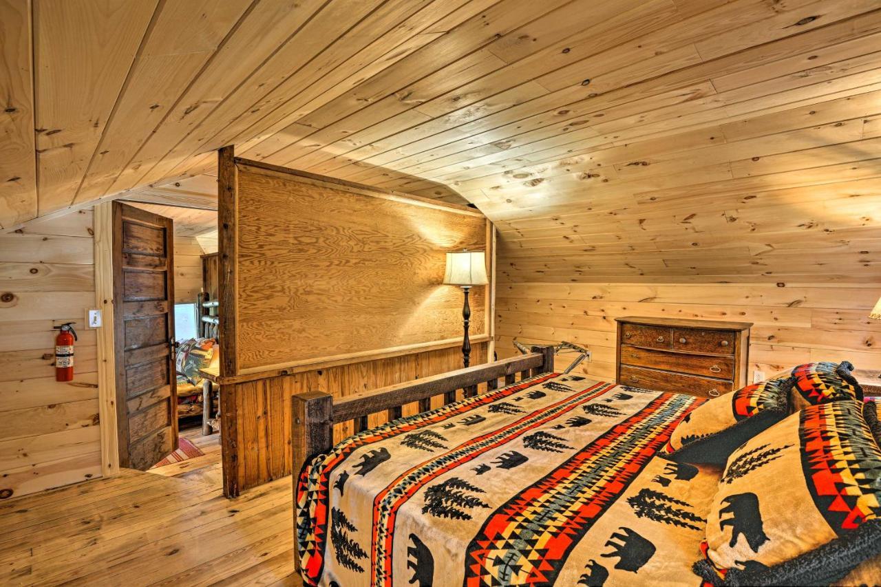 Adirondacks Cabin With Fire Pit On Otter Lake! Forestport Exteriör bild